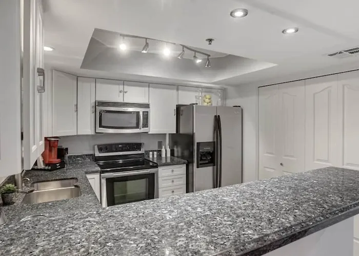 Executive 2 Bdrm In The Heart Of Biltmore Ferienhaus Phoenix